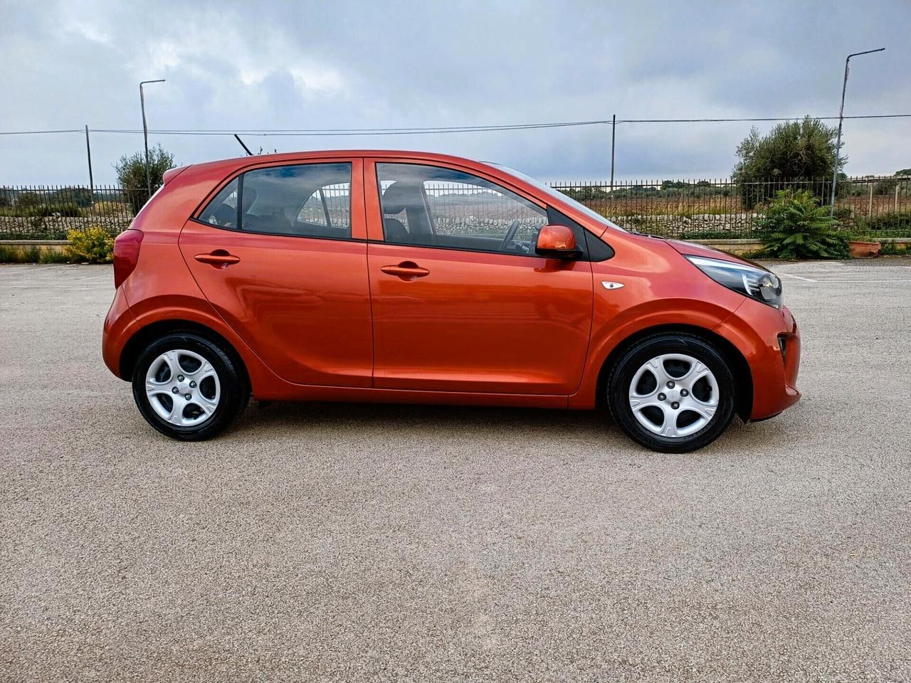 Kia Picanto 1.0 12V 5 porte Urban