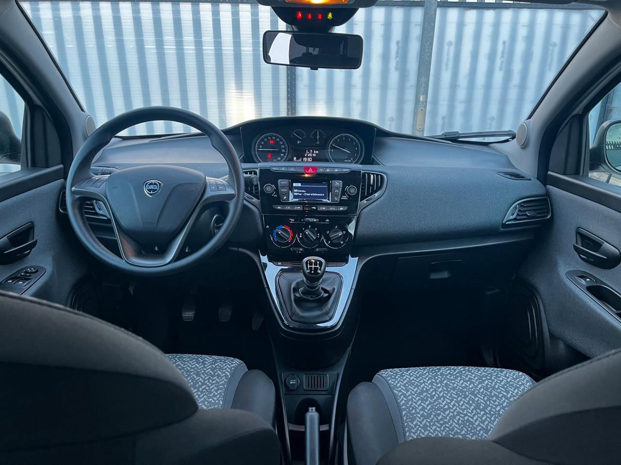 Lancia Ypsilon 0.9 TwinAir 5 porte Metano Ecochic Gold