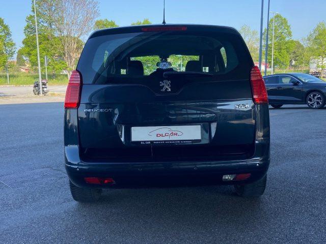 PEUGEOT 5008 2.0 HDi 163CV Cambio Aut. Allure
