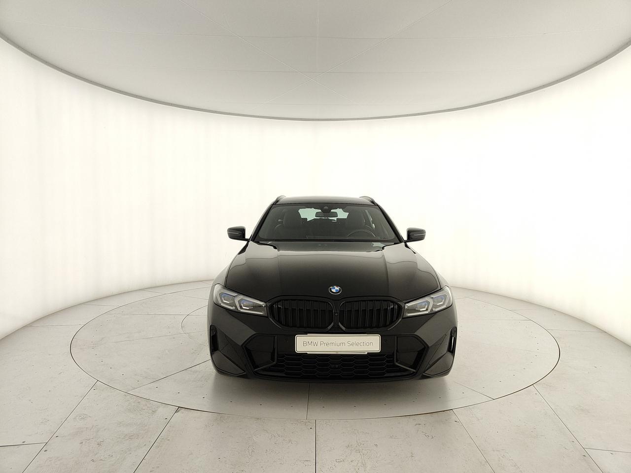 BMW 320d Touring mhev 48V xdrive MSport auto