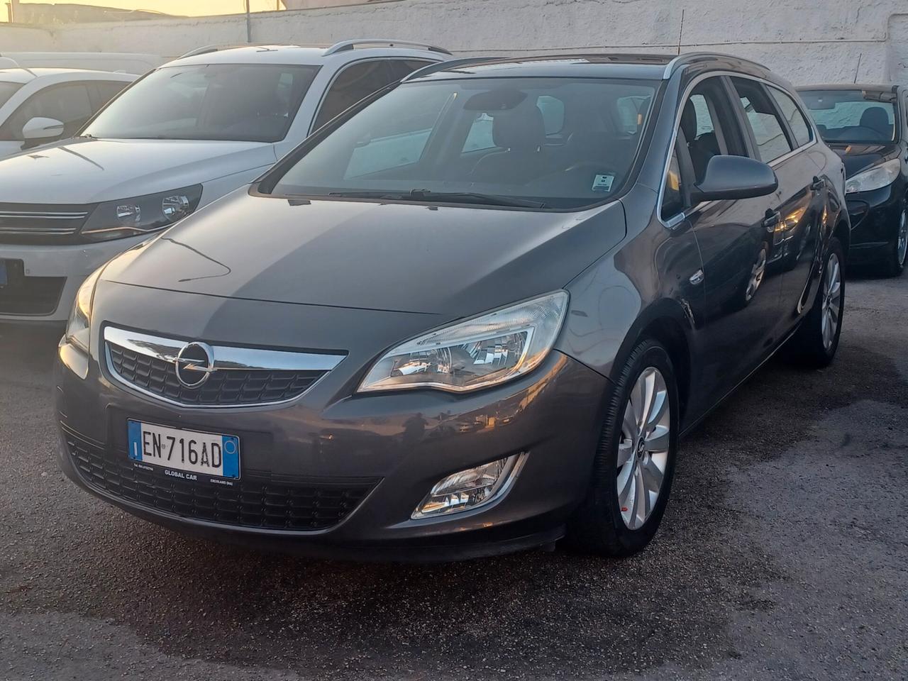Opel Astra 1.7 CDTI 110CV Sports Tourer Cosmo