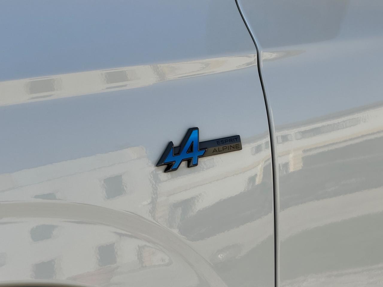 Renault Austral Full Hybrid E-Tech 200 CV Iconic Esprit Alpine