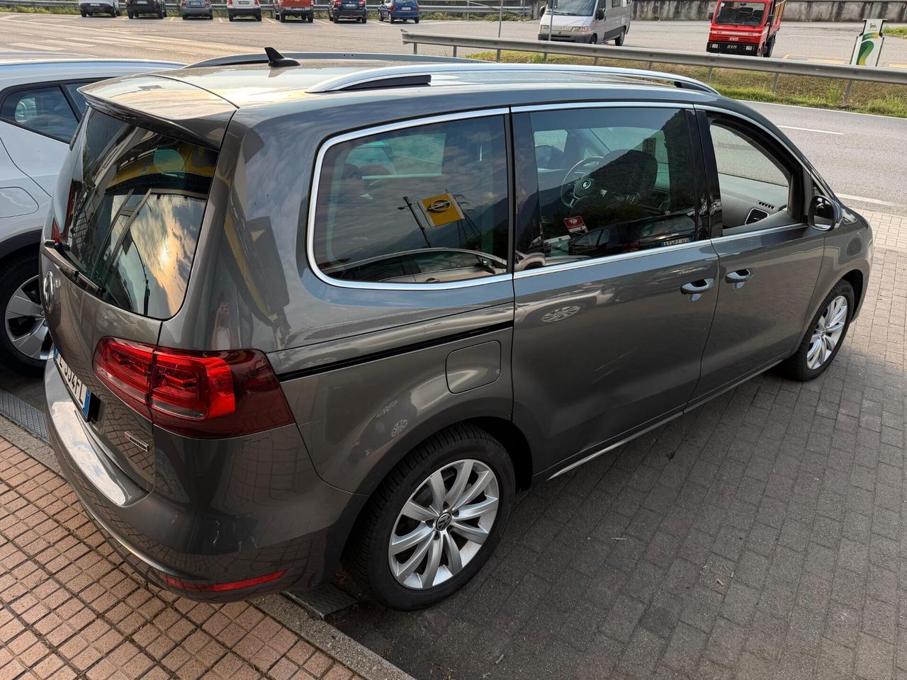 Volkswagen Sharan II 2017 2.0 tdi Executive 4motion 184cv dsg gancio traino