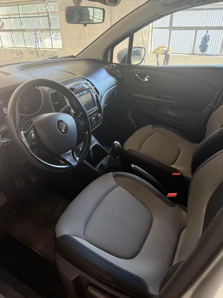 RENAULT CAPTUR 1.5 DIESEL 82 MILA KM DANNI SOLO CARROZZERIA
