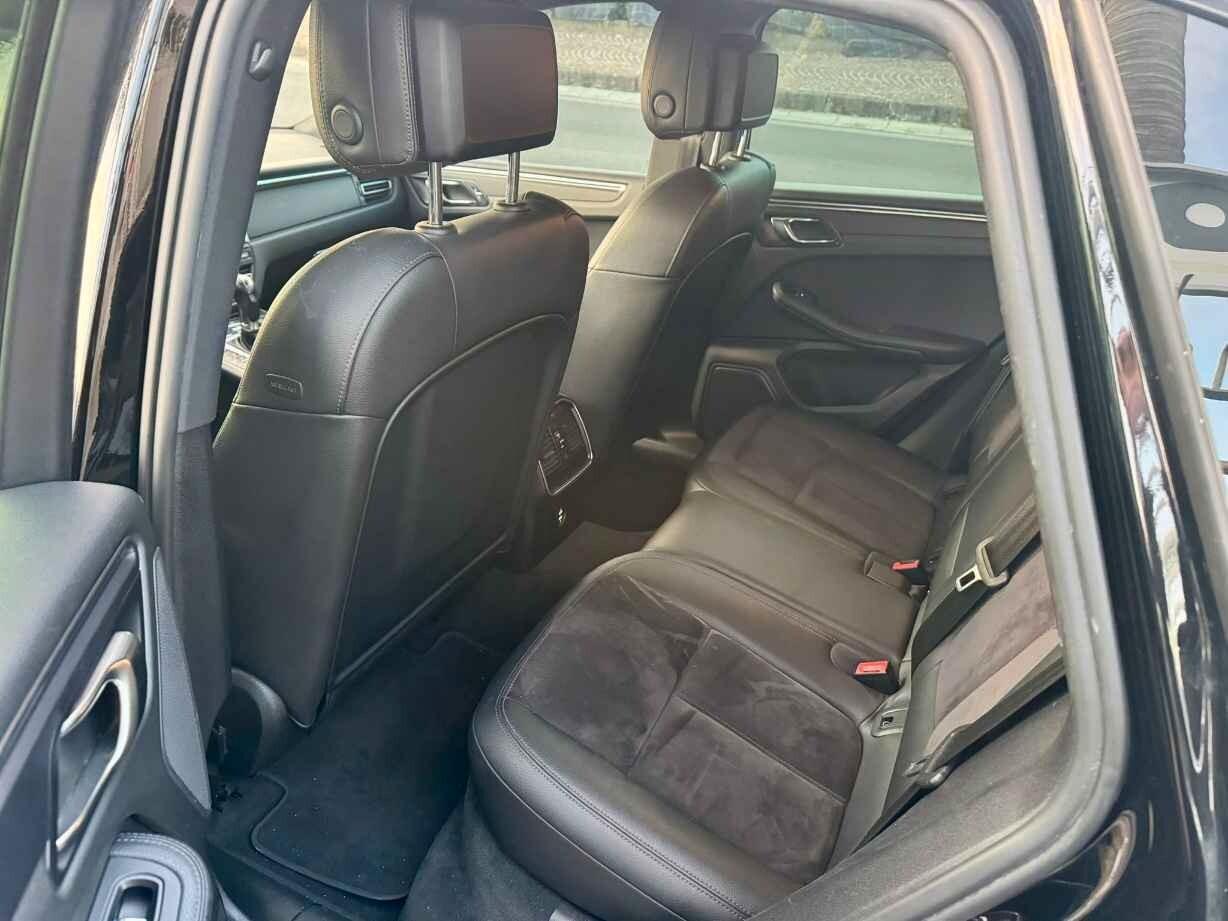 PORSCHE MACAN 2.0 BENZINA 245 CV