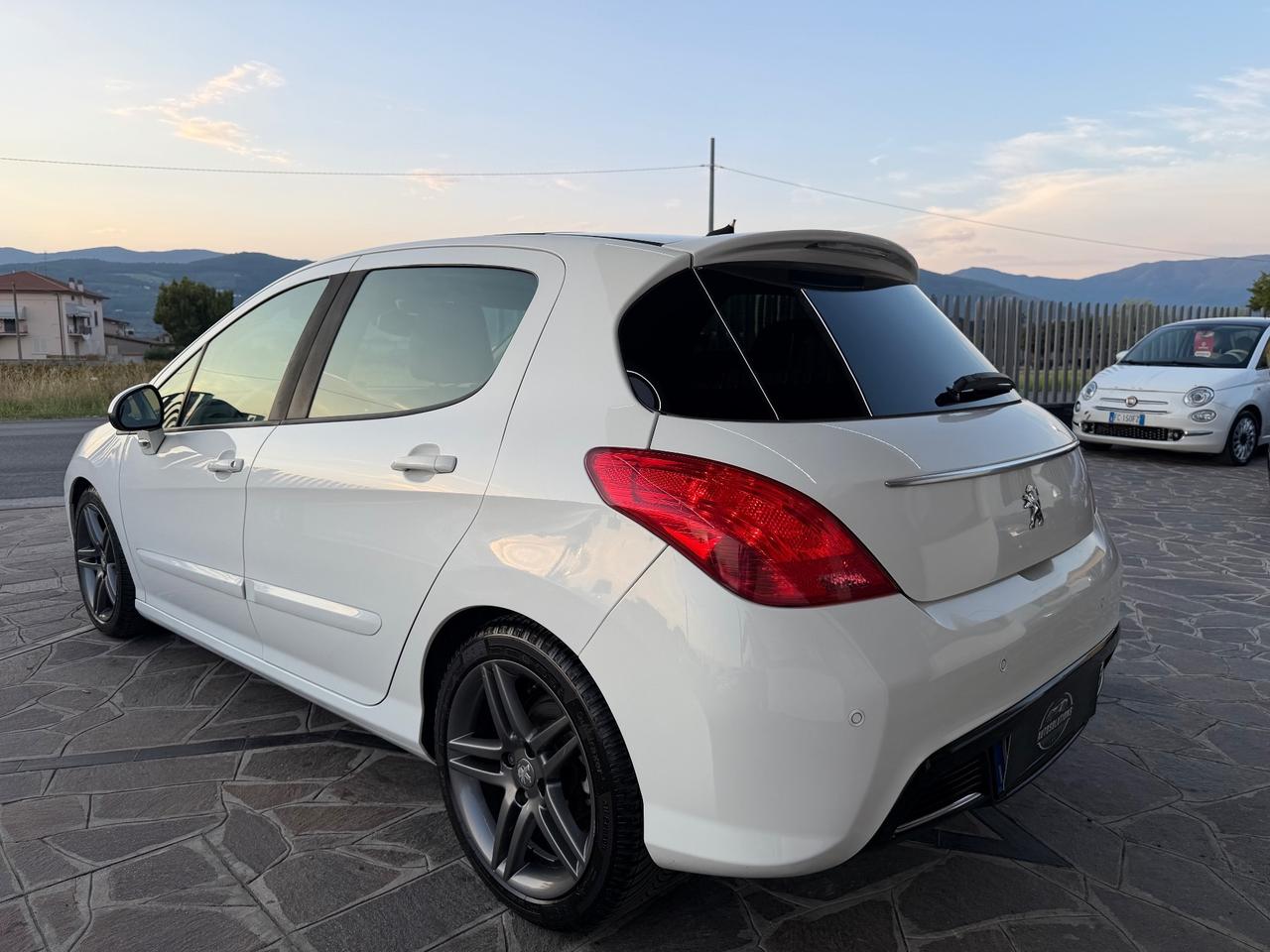 Peugeot 308 1.6 8V e-HDi 112CV Stop&Start Automatica Sport