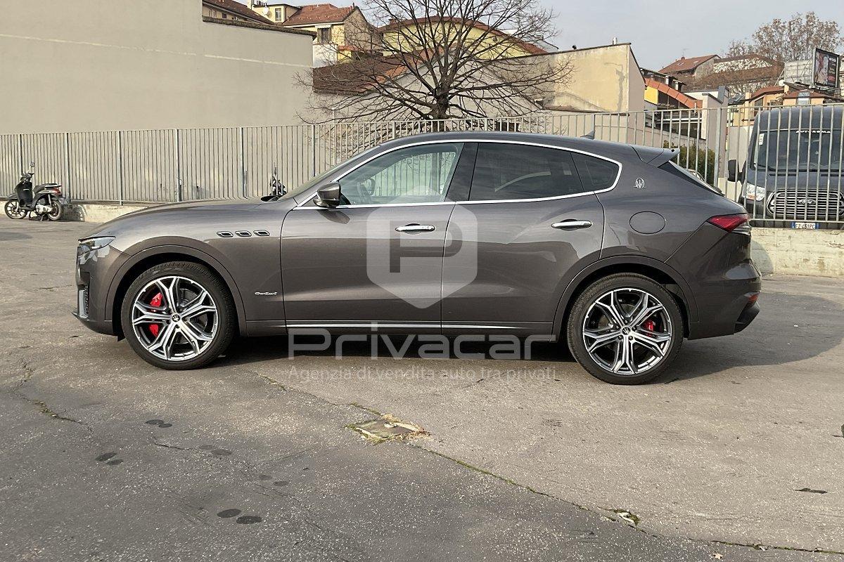 MASERATI Levante V6 Diesel 275 CV AWD Gransport