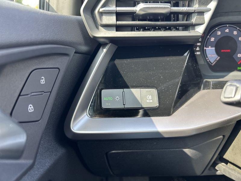 Audi A3 SPB 35 TFSI 150CV Sport Advanced 17 MILA KM!!