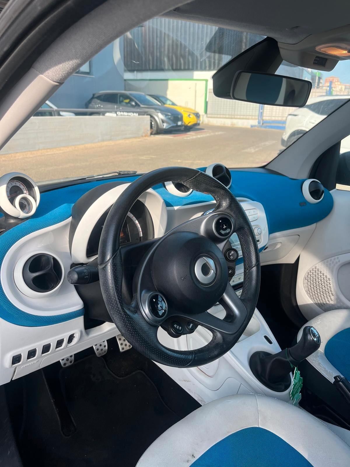 Smart ForTwo 1000 52 kW MHD coupé passion