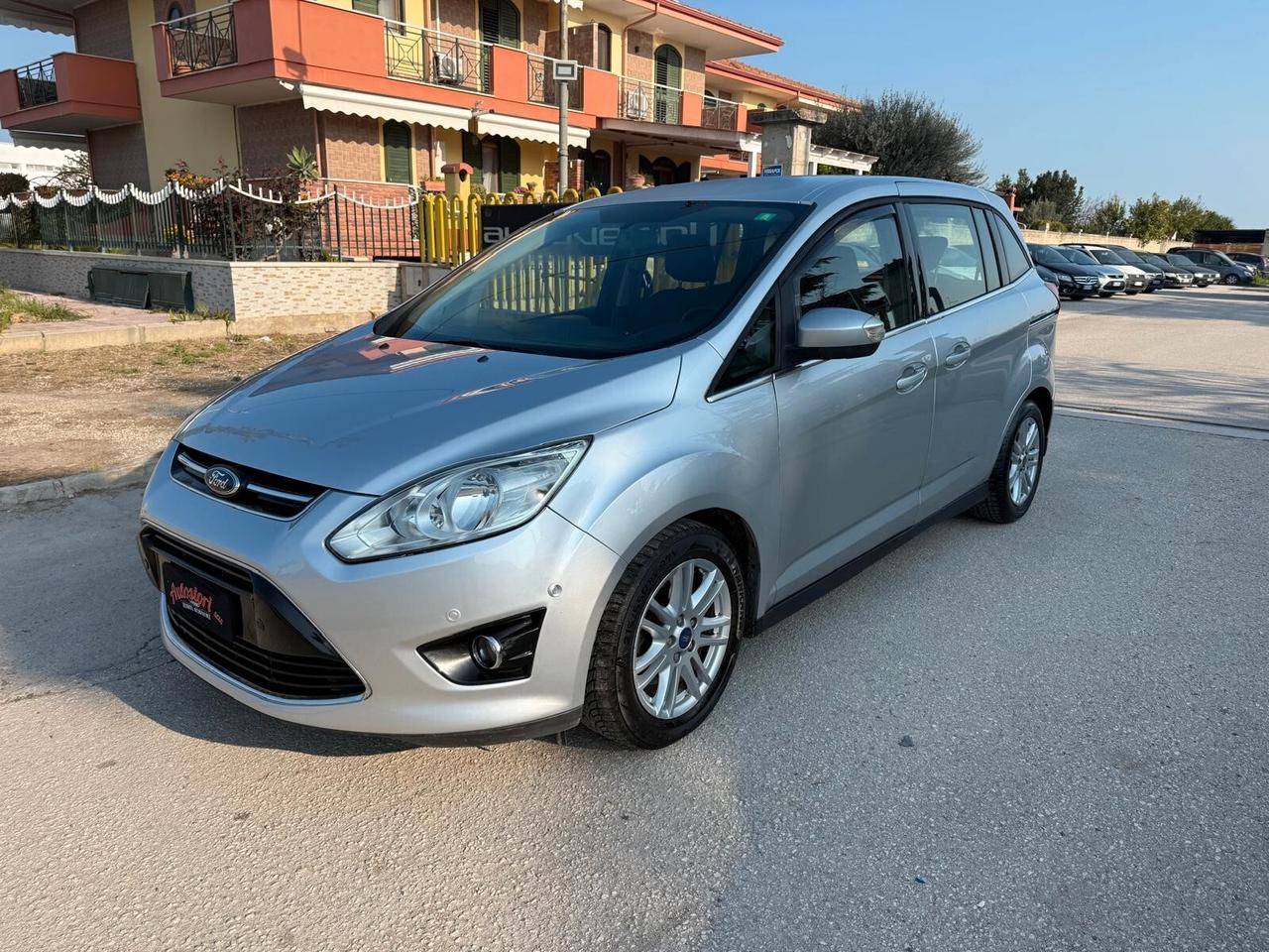 Ford Grand C-Max 7 Posti Titanium
