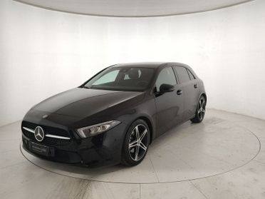 Mercedes-Benz Classe A A 180 d Sport Night edition auto