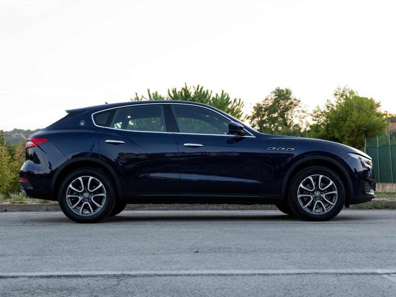 Maserati Levante V6 Diesel 275 CV AWD Granlusso