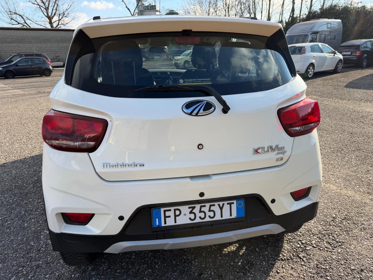 Mahindra KUV100 1.2 VVT K6+