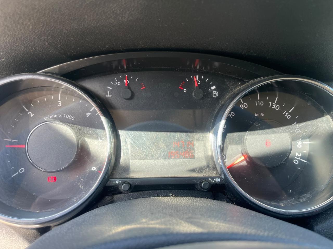 Peugeot 5008 1.6 HDi 115CV - 7 POSTI