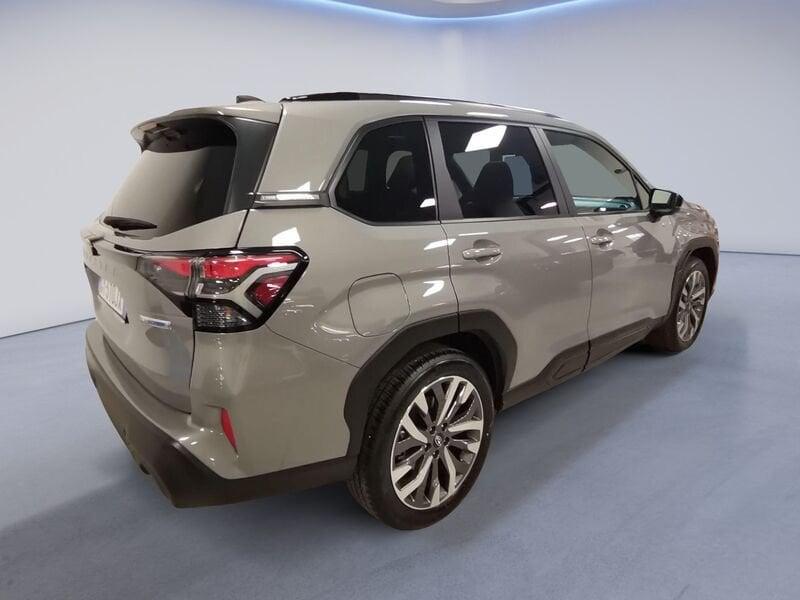 Subaru Forester 2.0 136cv MHEV CVT Lineartronic Free 4WD ( in foto Premium )