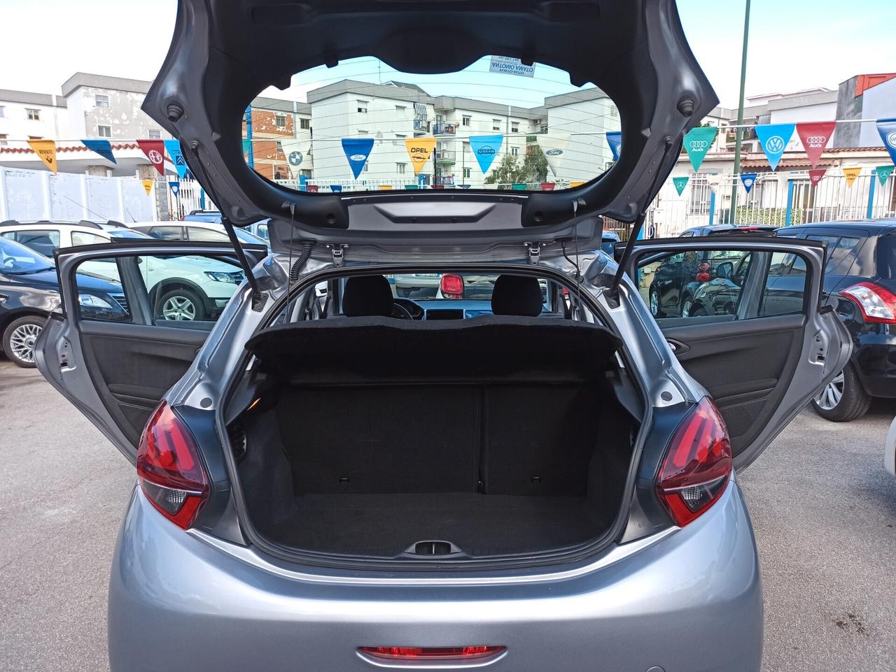 Peugeot 208 BlueHDi 100 cv 6m S&S 5 porte Active