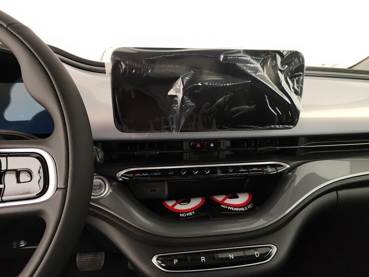 Fiat 500 500e Berlina 42 kWh