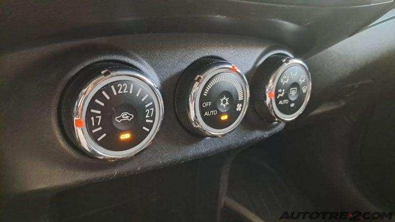 Mitsubishi Outlander Outlander 2.2 DI-D Intense DPF