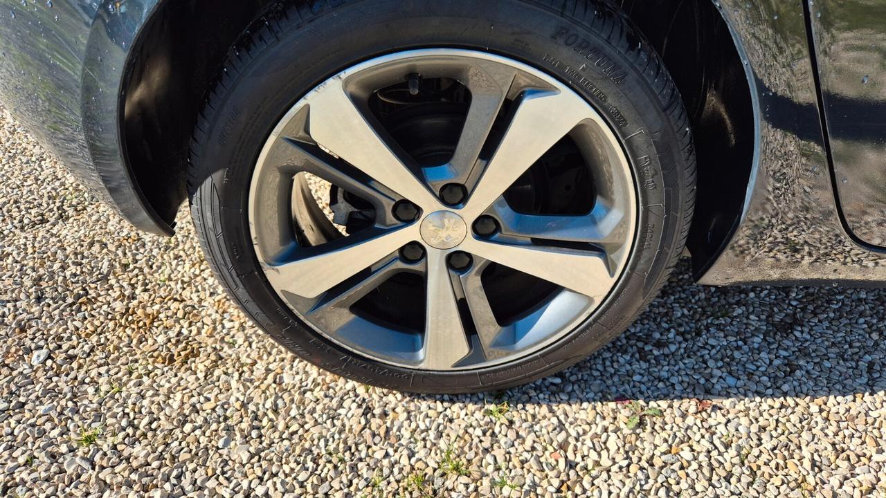 Peugeot 308 BlueHDi 120 S&S EAT6 Allure