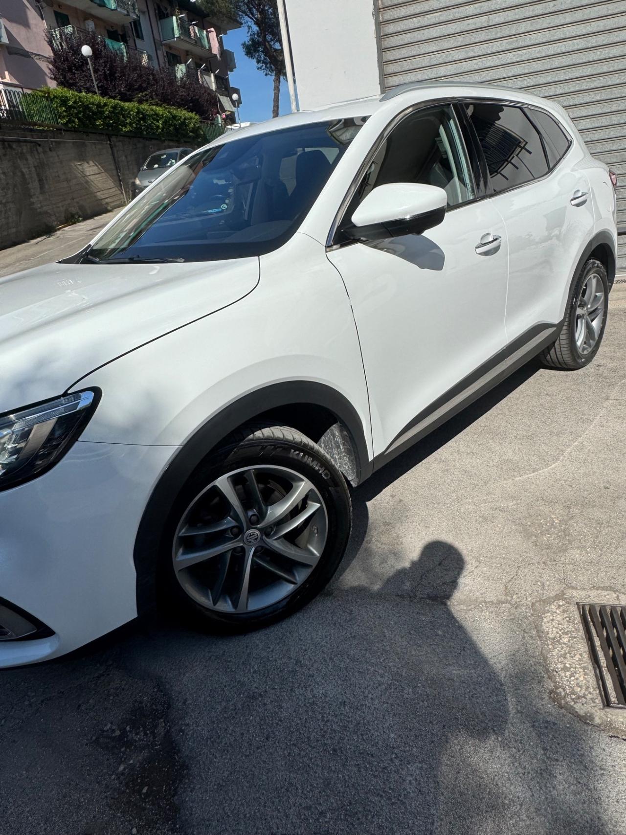 Mg EHS Plug-in Hybrid Luxury