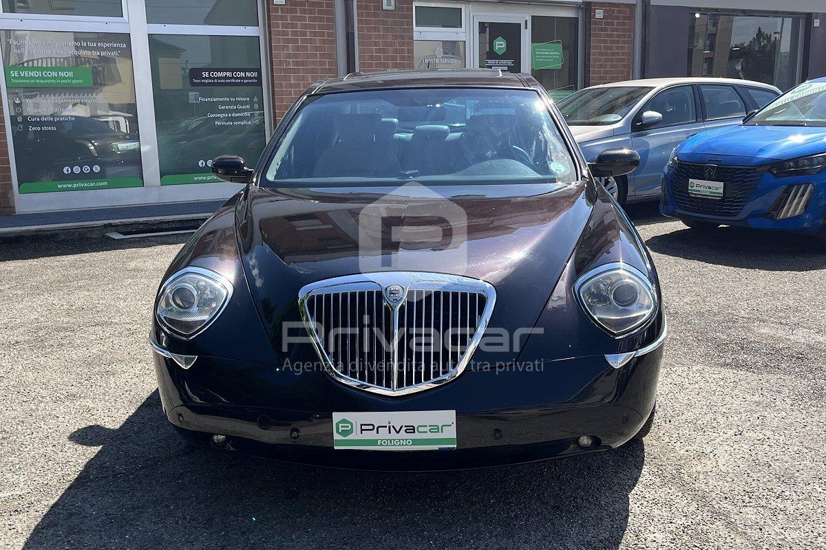 LANCIA Thesis 2.4 JTD Emblema