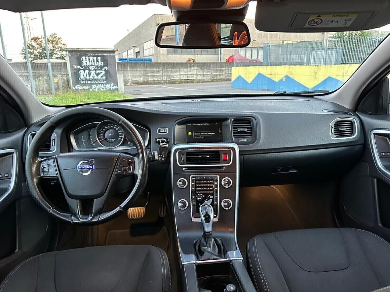 Volvo V60 D2 1.6 Powershift Kinetic