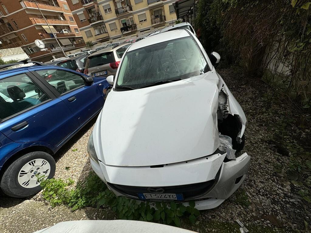 MAZDA Mazda2 1.5 90CV Skyactiv Exceed INCIDENTATA