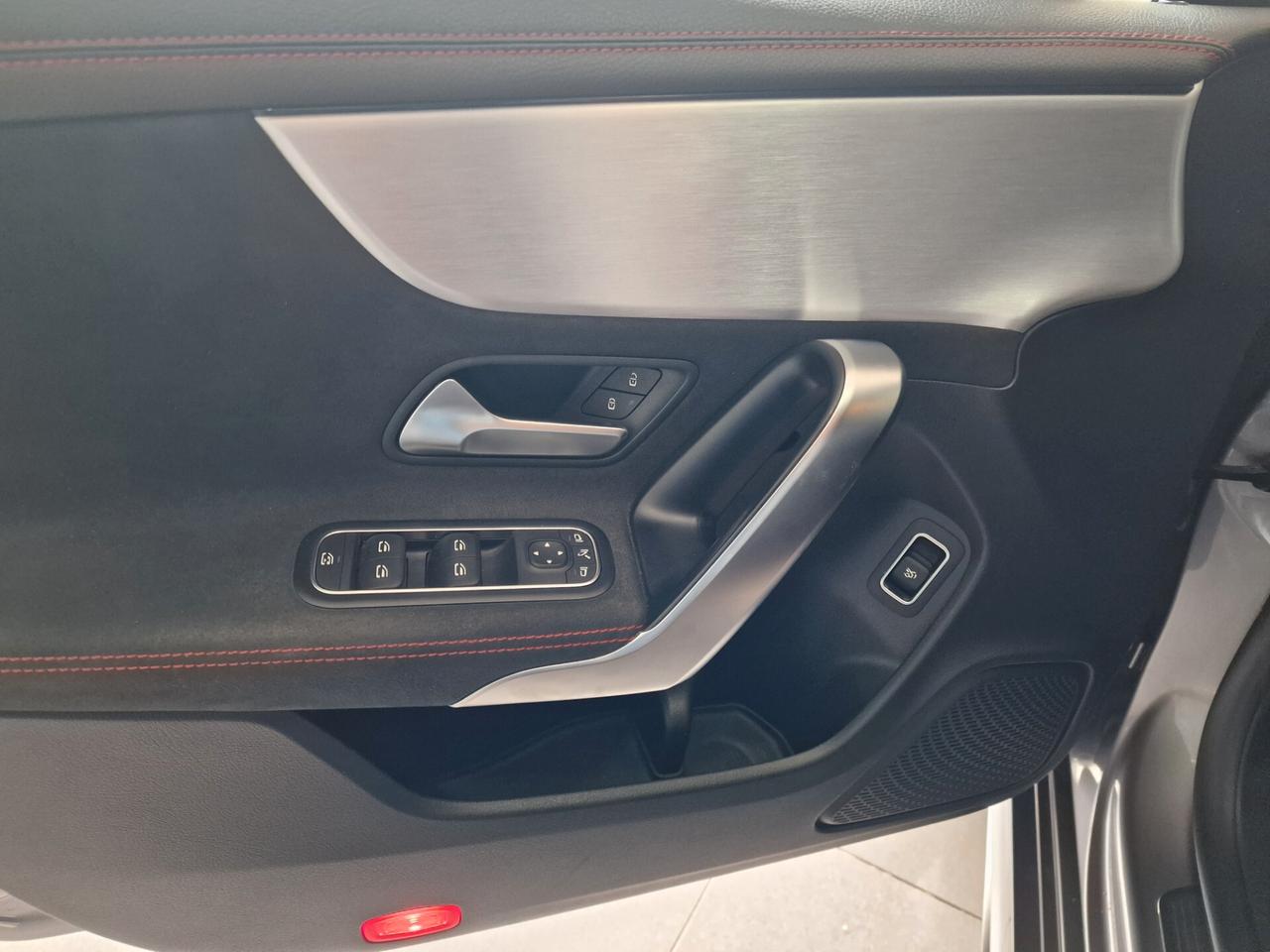 Mercedes-benz CLA 200 d Automatic Premium