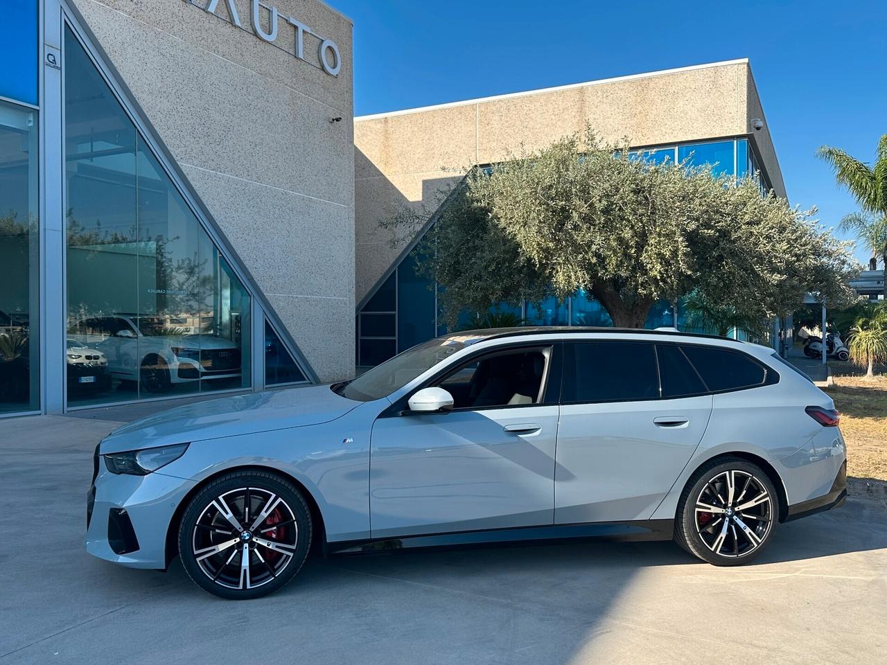 Bmw 540 48V xDrive Touring Msport Pro possibilità noleggio no scoring