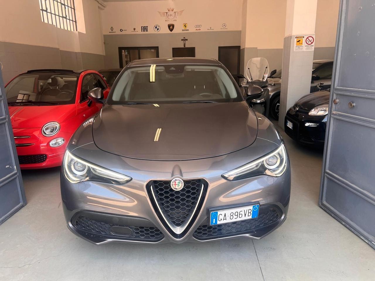 Alfa Romeo Stelvio 2.2 Turbodiesel 190 CV AT8 RWD Business