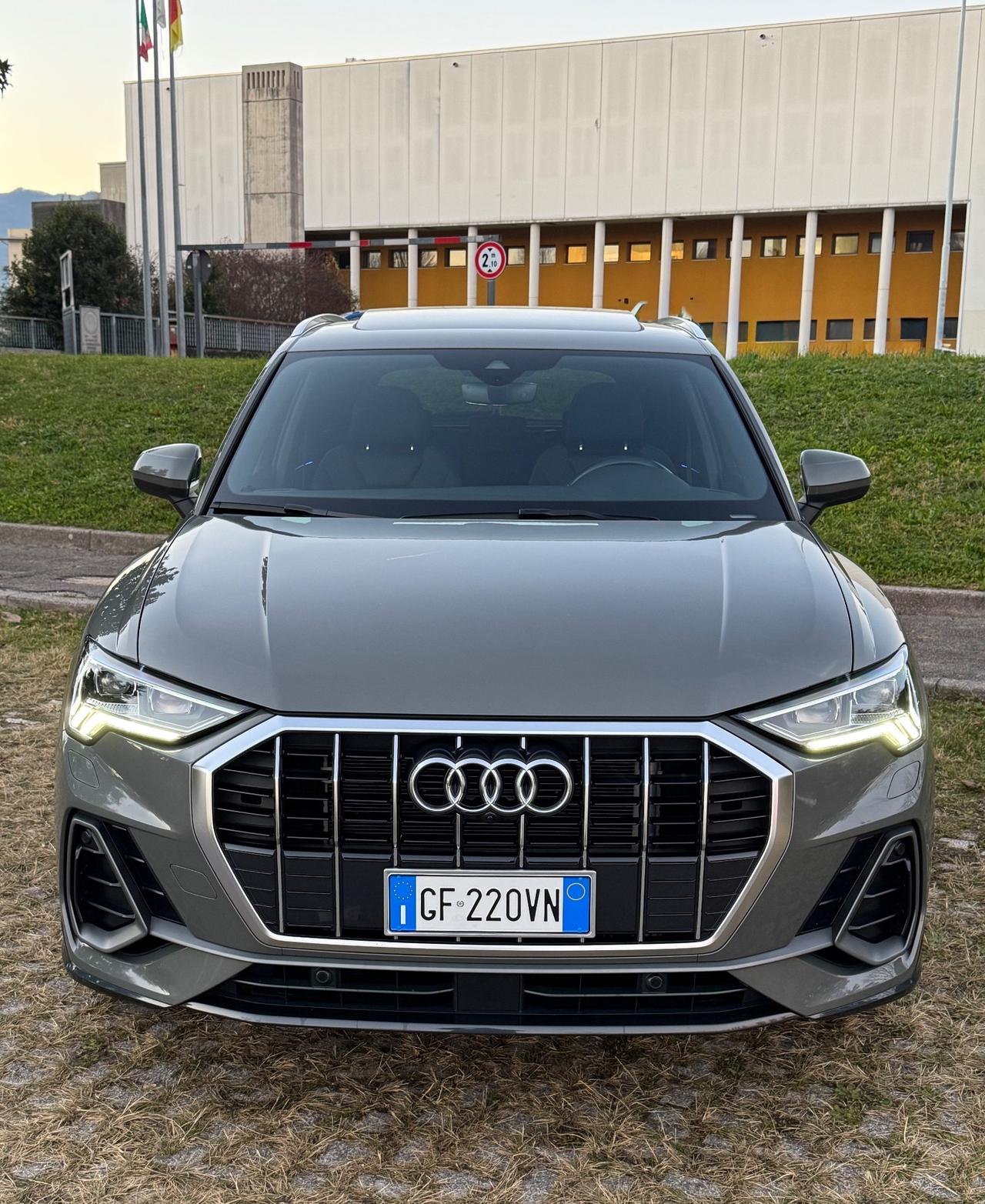 Audi Q3 45 TFSI S tronic line edition