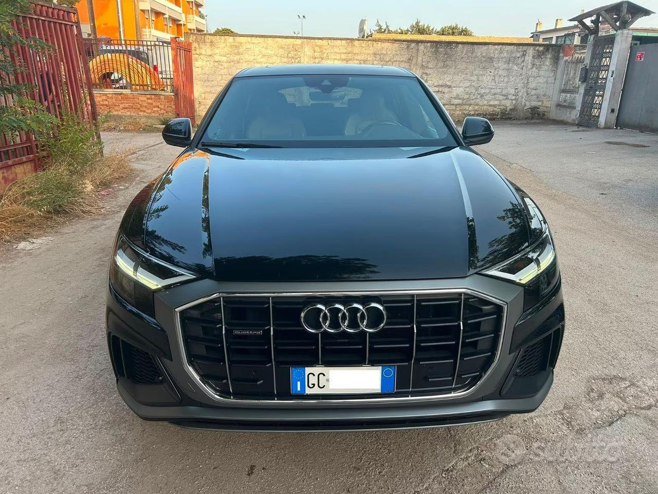 AUDI Q8 45 TDI