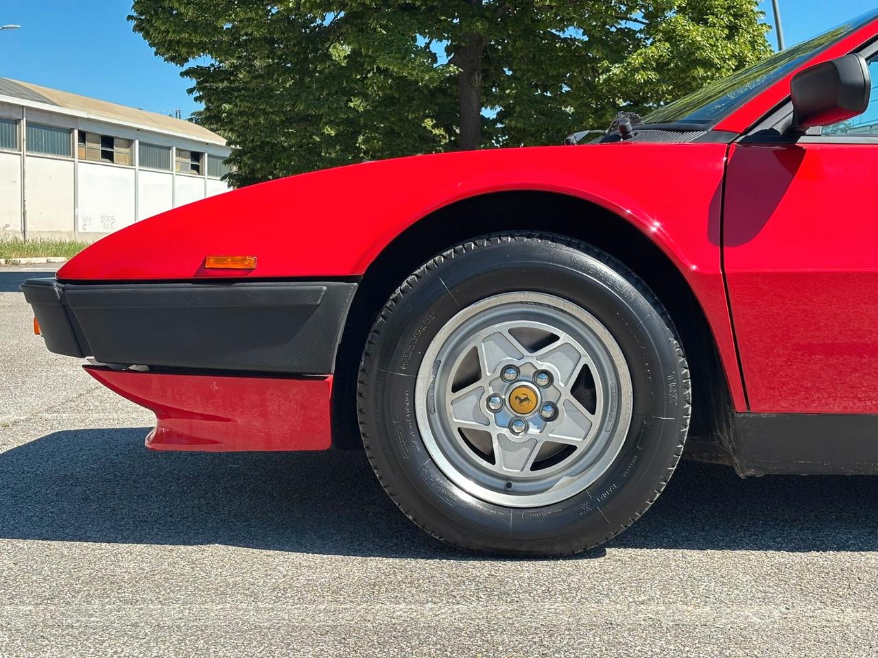 Ferrari Mondial 8