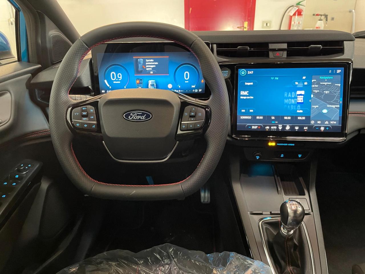 Ford Puma ST-Line 1.0 125cv hybrid-LEGGI SOTTO