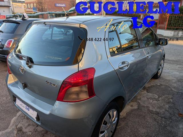 TOYOTA Yaris 1.3 5 porte Sol