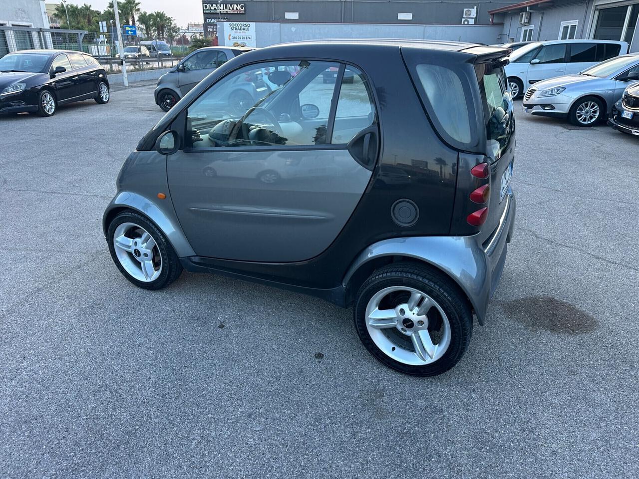 Smart ForTwo 800 coupé pure cdi