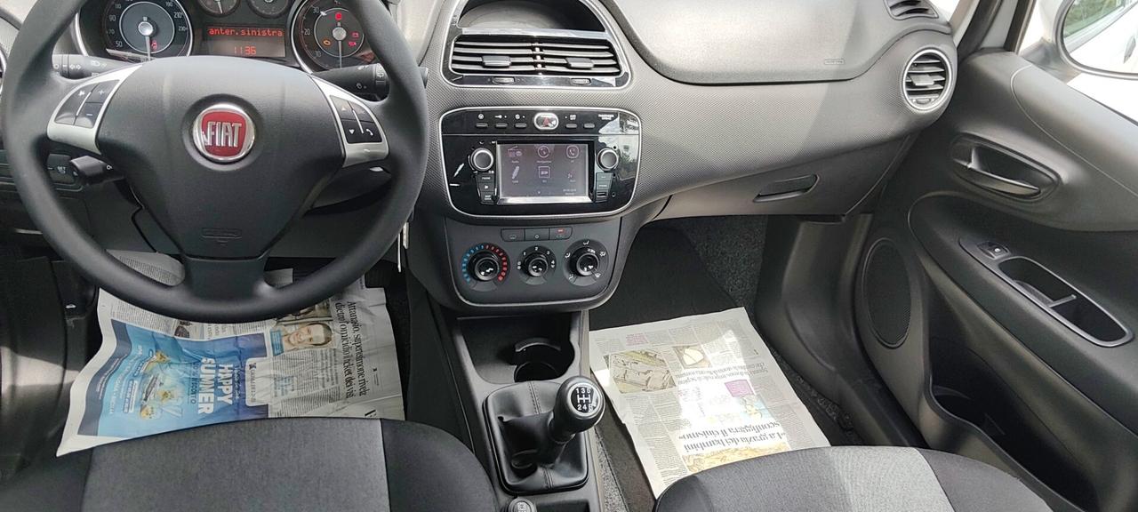 Fiat Punto 1.3 MJT II S&S 95 CV 5 porte Street
