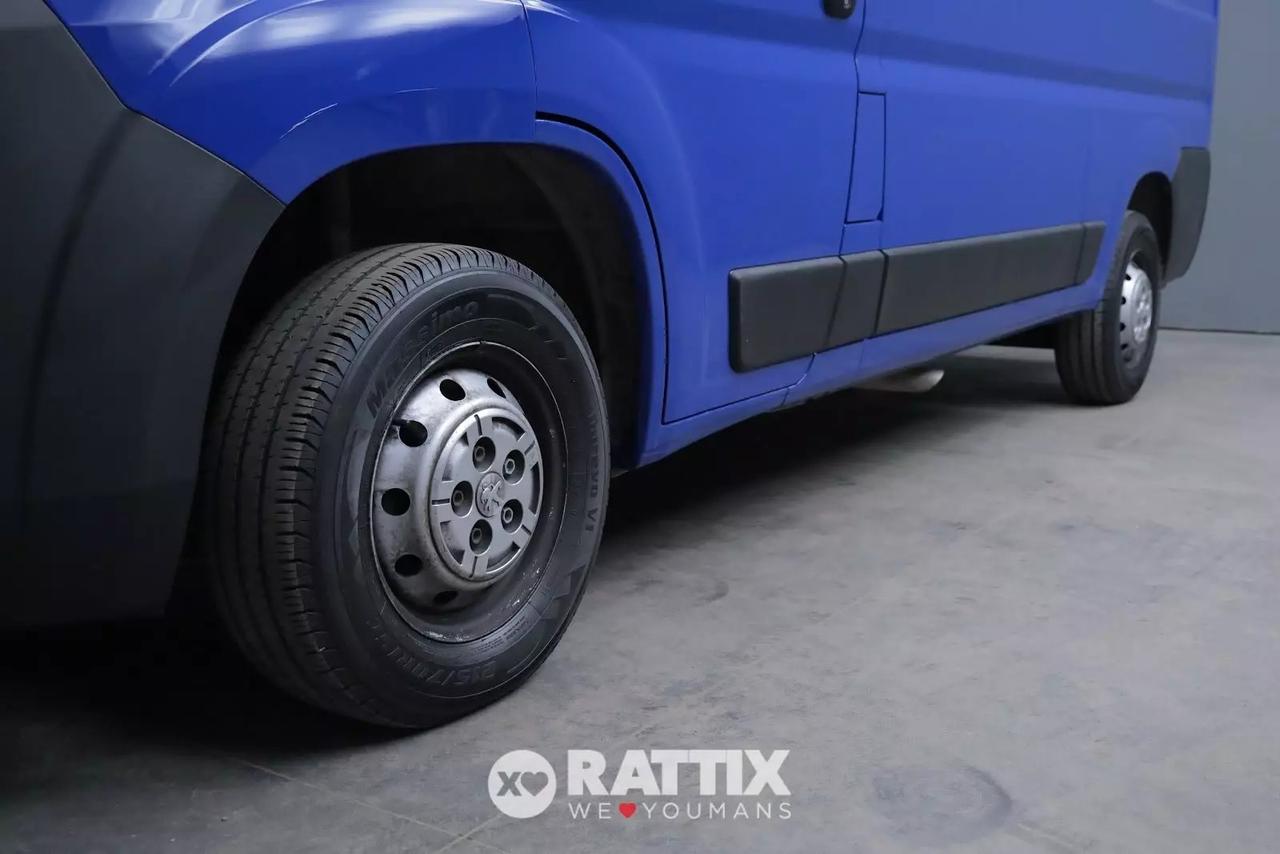 Peugeot Boxer 330 2.2 BlueHDI 140CV L2H2 Autocarro (IVA ESCLUSA)