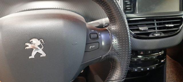 PEUGEOT 208 PureTech Turbo 3 porte GT Line TETTO VIDEO