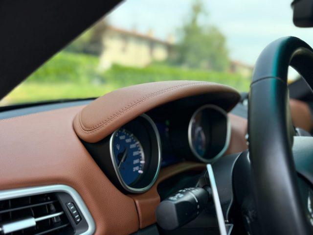 MASERATI Ghibli V6