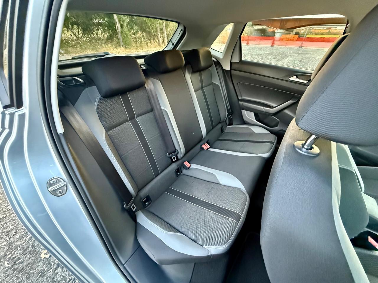 VOLSKSWAGEN POLO 1.6 TDI 95 CV 5p. RLINE