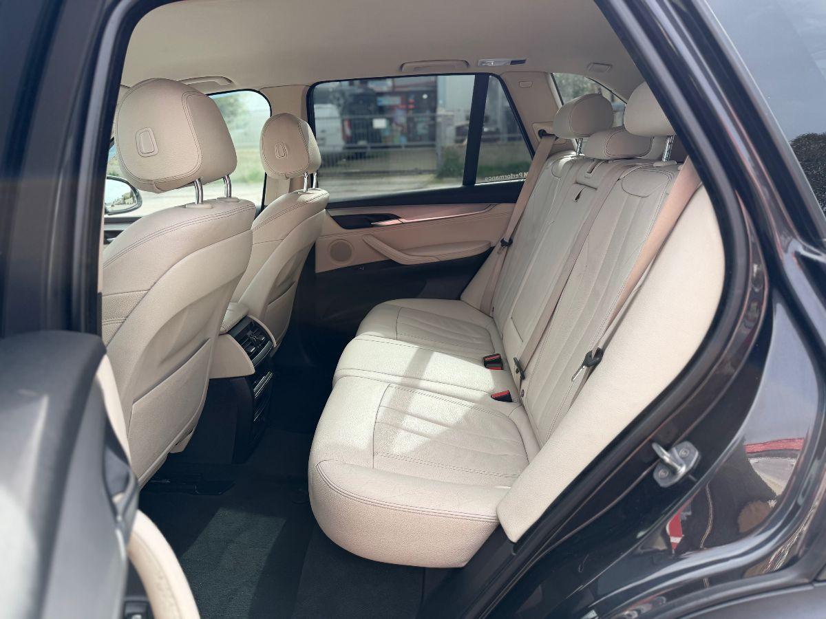 BMW - X5 - xDrive25d Experience