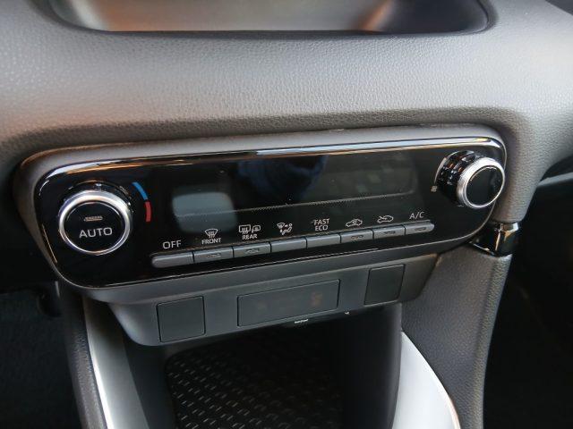 TOYOTA Yaris 1.5 Hybrid 5 porte