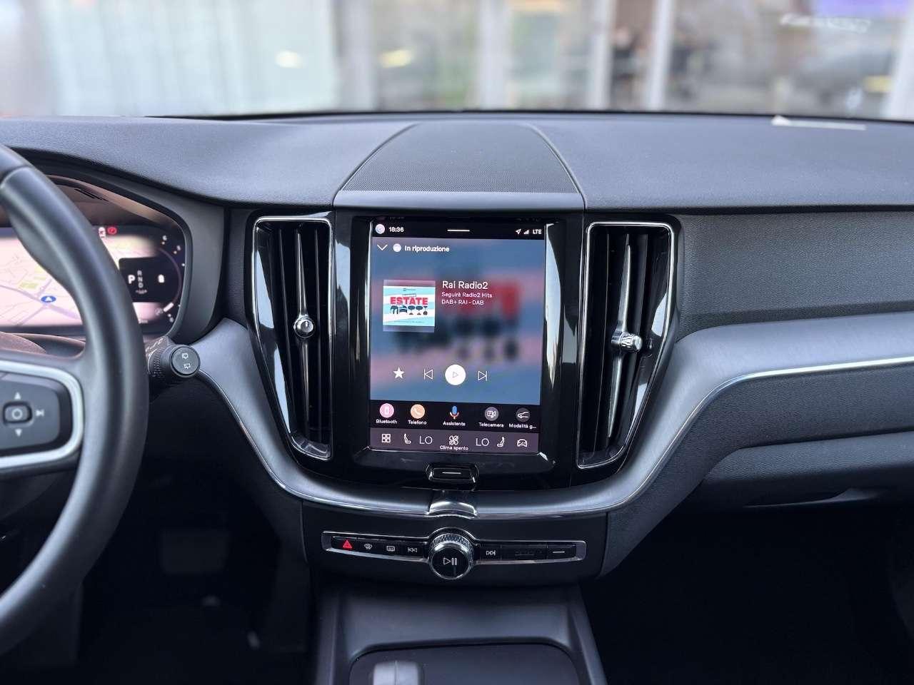 Volvo XC60 2.0 MHEV 197CV E6 - 2022
