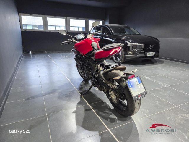MV AGUSTA Brutale 800