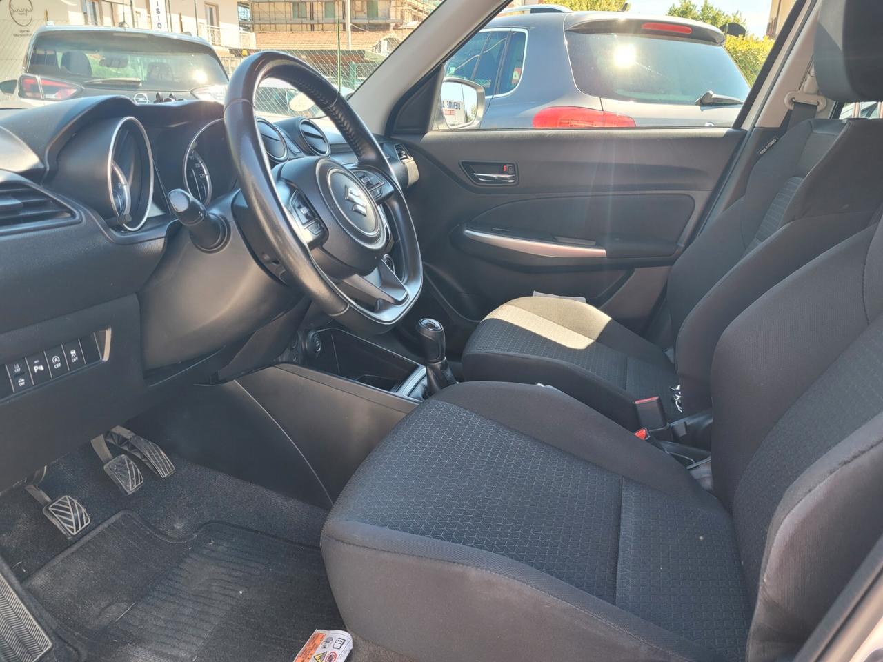 Suzuki Swift 1.2 Hybrid Top