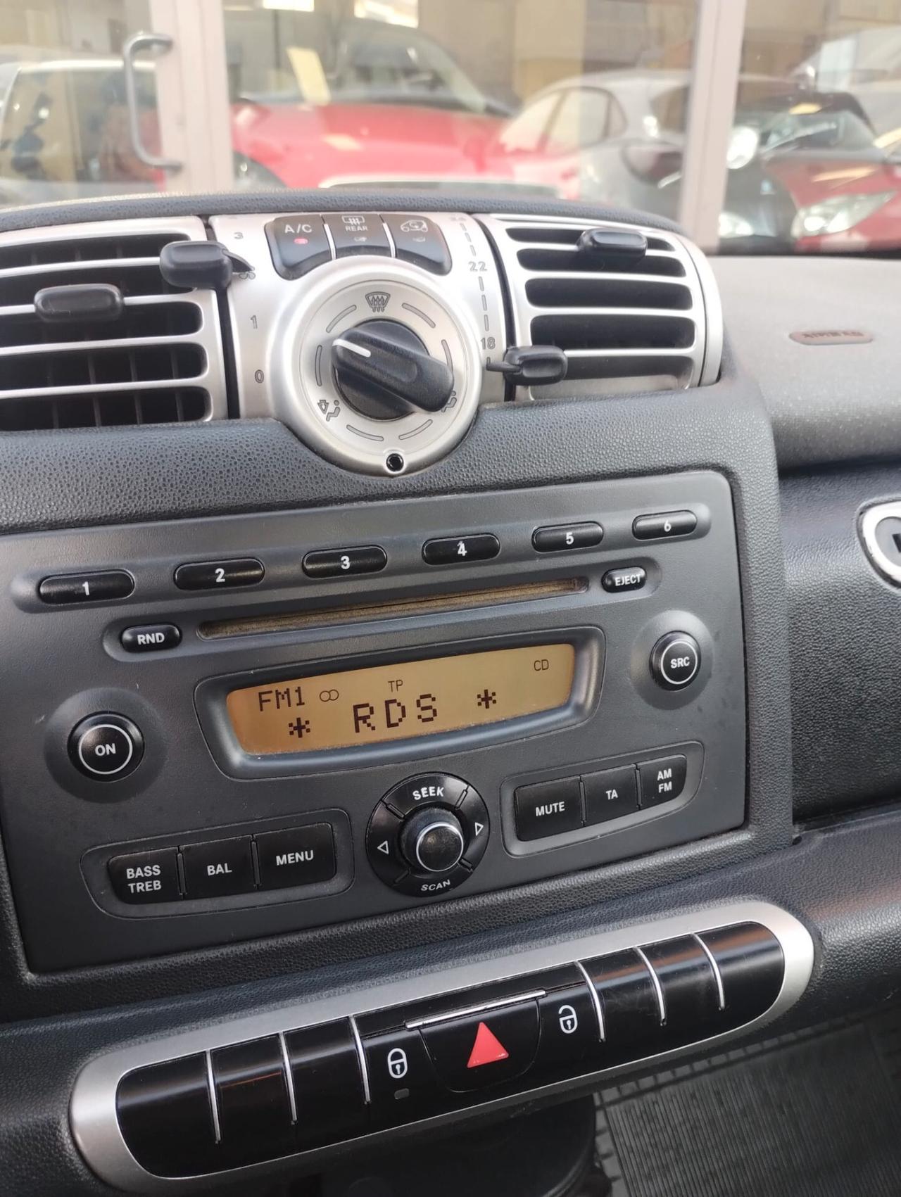 Smart ForTwo 1000 52 kW coupé passion