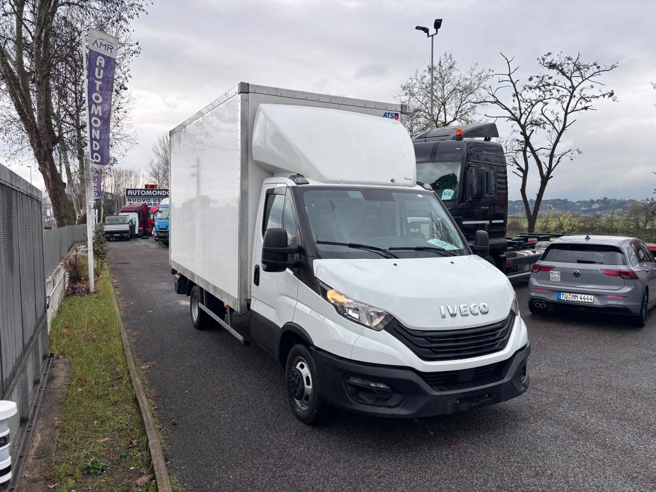 Iveco daily 35C160 furgone e sponda caricatrice