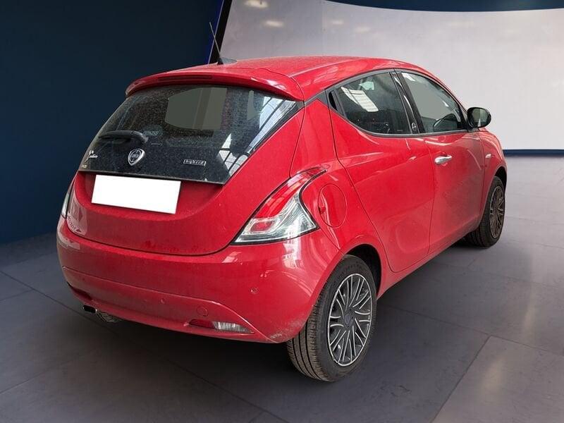 Lancia Ypsilon III 2021 1.0 firefly hybrid Gold s&s 70cv