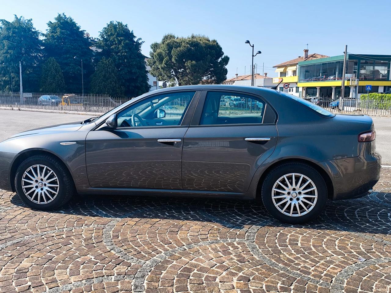 Alfa Romeo 159 2.2 JTS 16V Distinctive